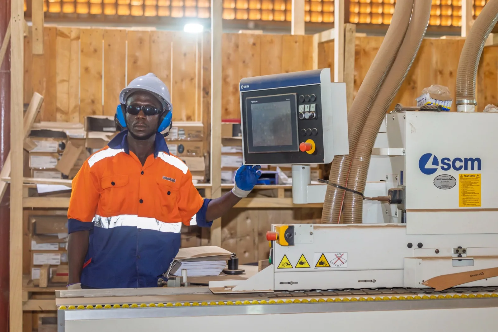 Ouvrier ARREDA sur chantier 6